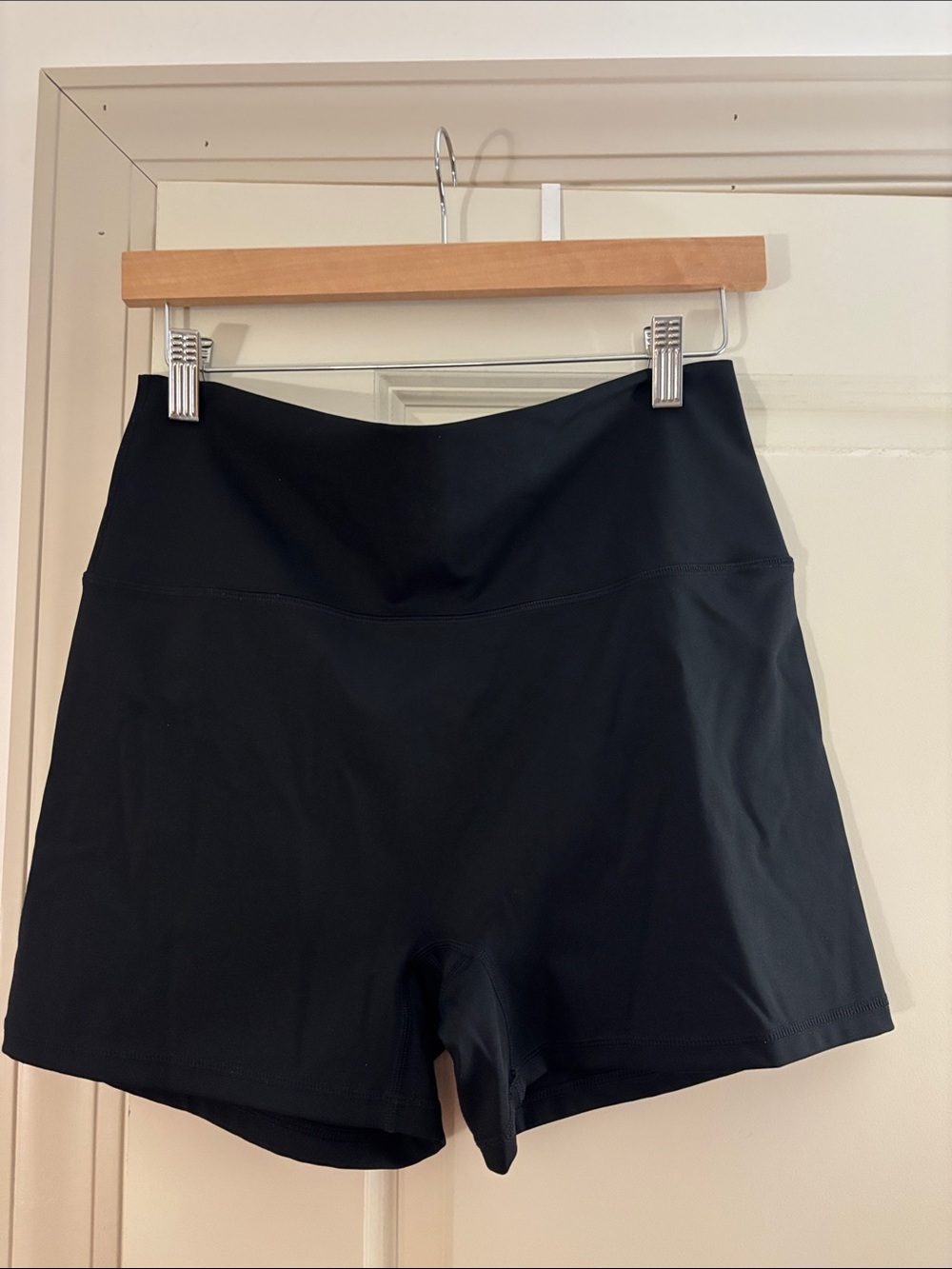 Aerie Offline Goals Black High-Rise Bike Shorts